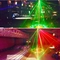 Il suono di RGB della luce della fase di effetto di 4 fasci ha attivato la luce del partito per ballare della discoteca
